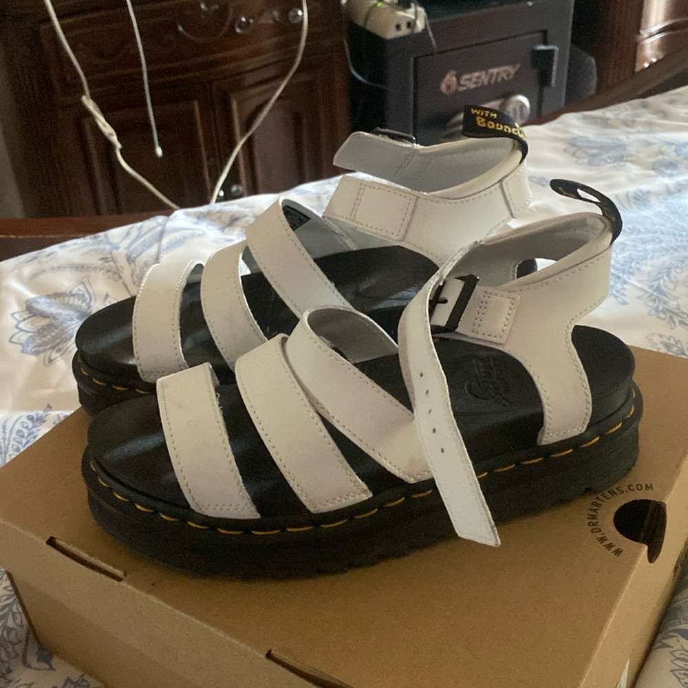 Size 8 Dr. Martin Sandler